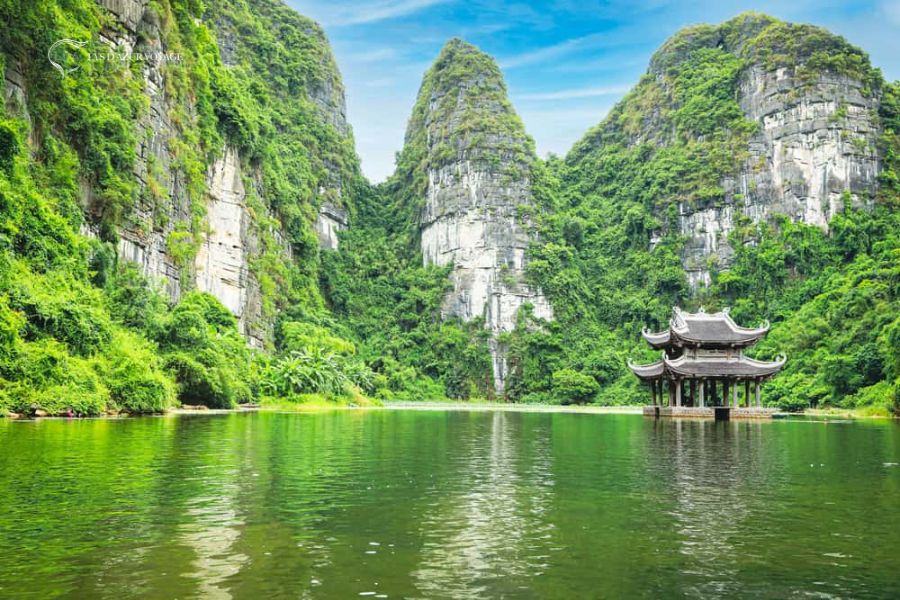 Baie d'Halong pertuis – À la découverte de Ninh Binh
