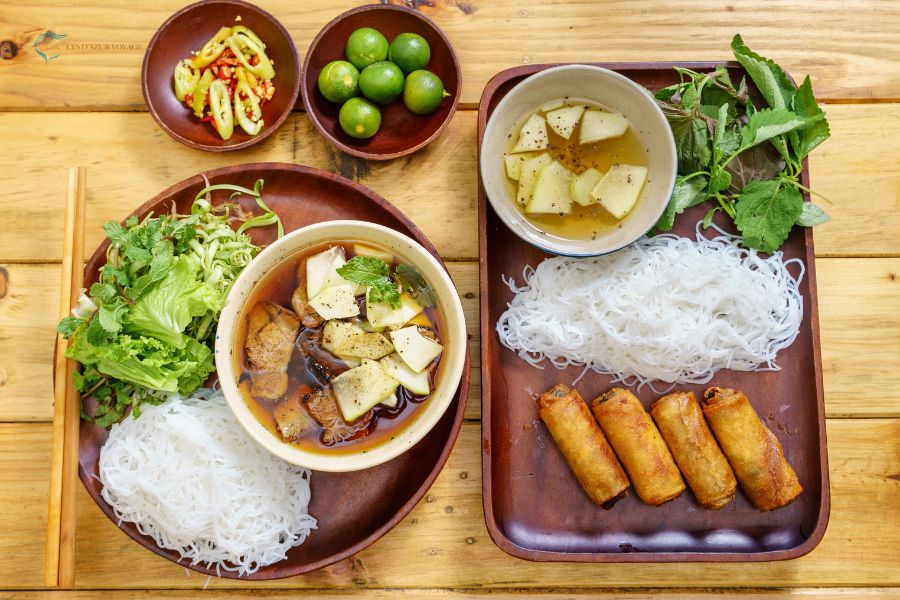 Comment préparer le bún chả, une spécialité authentique de Hanoï, savoureuse à réaliser chez soi