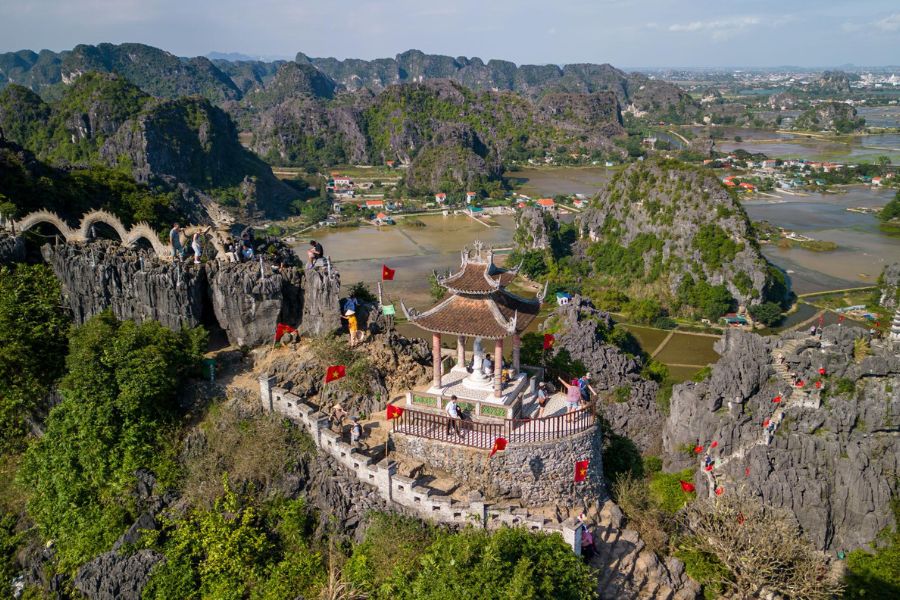 Gravir le mont Hang Mua - Chasser la vue panoramique